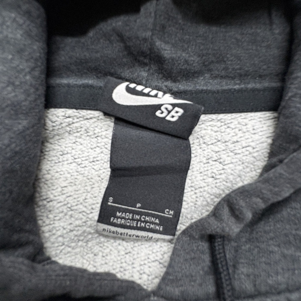 Nike SB Hoodie Mens Small‎ Pullover Skateboarding Sweatshirt Distressed - Picture 3 of 10